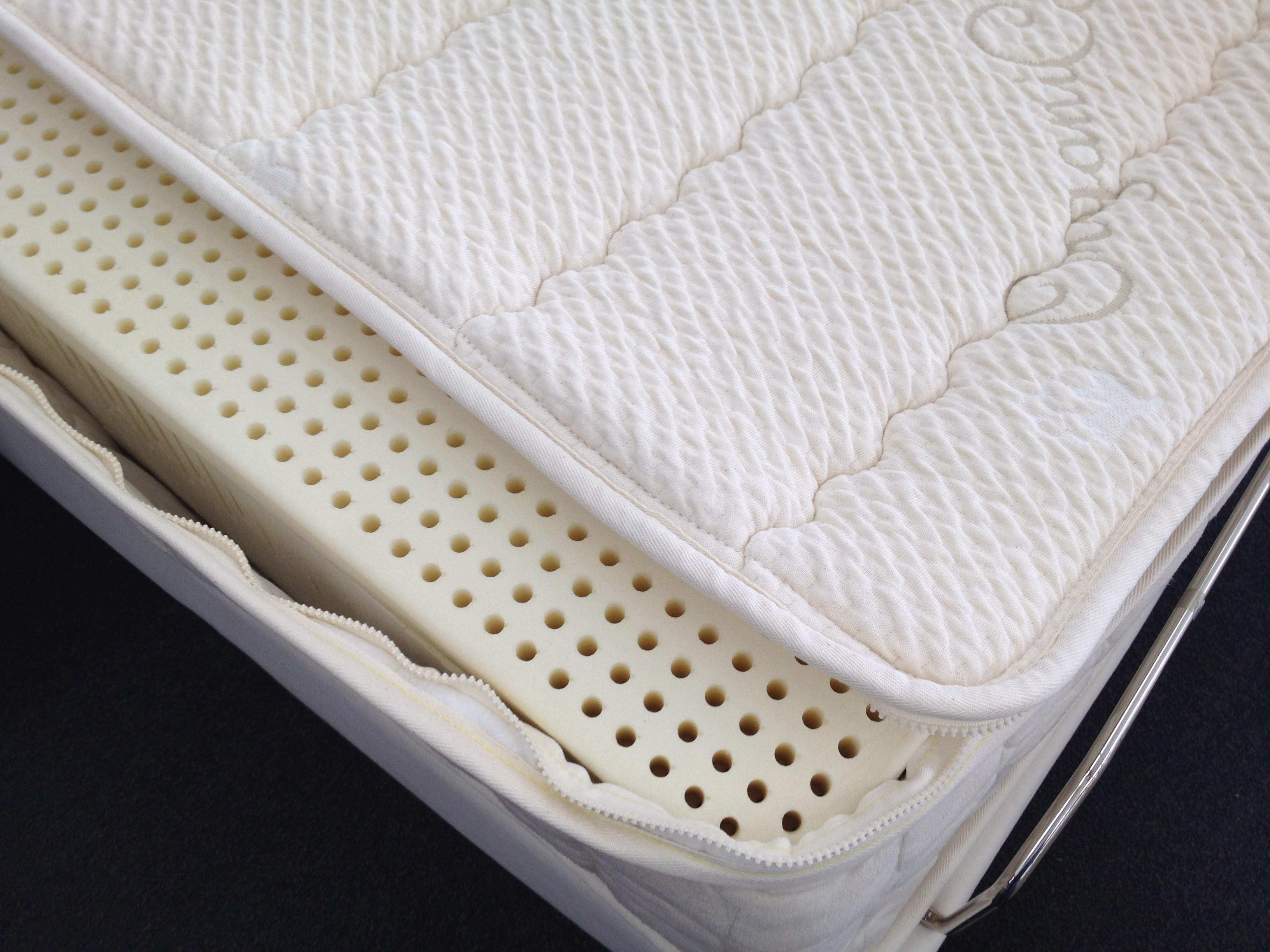 organic mattress showroom